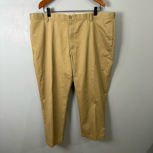 L.L. Bean Other - L.L.Bean Men’s Classic Khaki Pants sz 46 X 29 Flat Front Chinos # B641